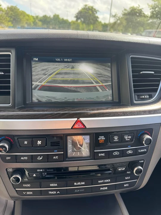 2015 Hyundai Genesis - Image 12 of 12