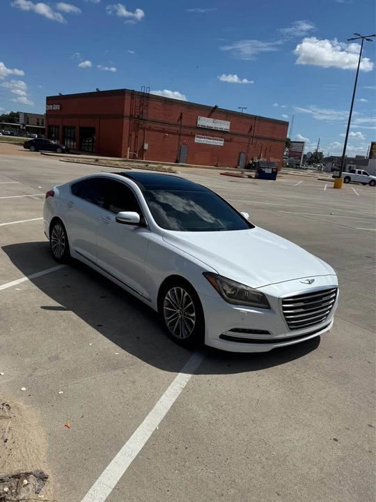 2015 Hyundai Genesis - Image 7 of 10