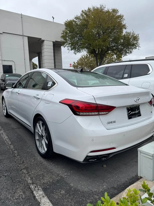 2015 Hyundai Genesis - Image 4 of 6