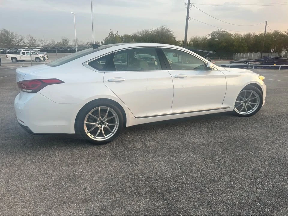 2015 Hyundai Genesis - Image 3 of 15