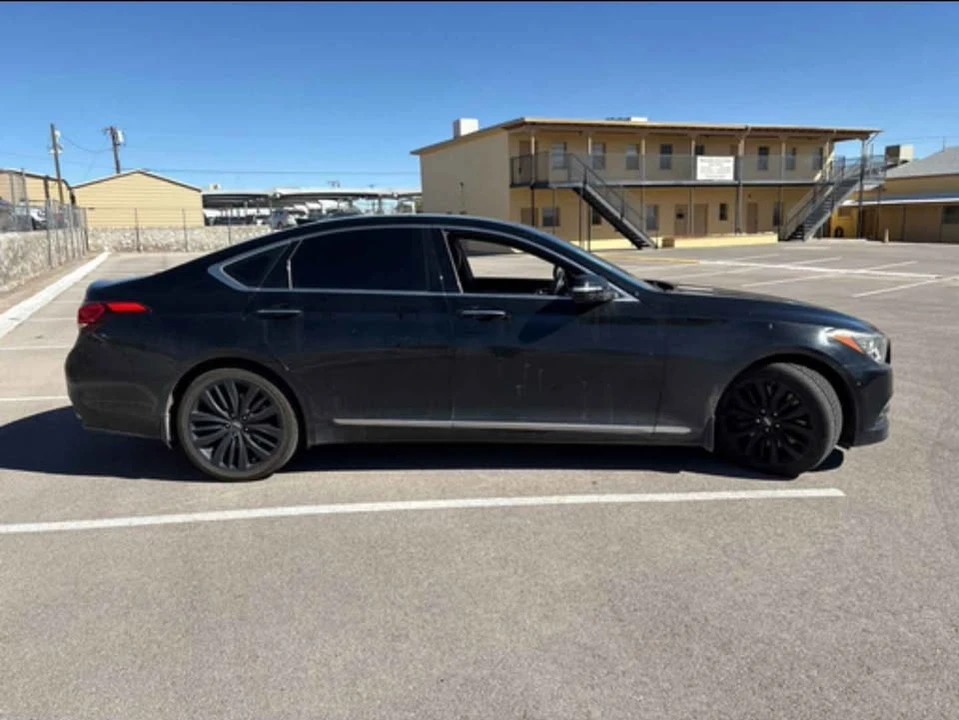 2015 Hyundai Genesis - Image 3 of 8