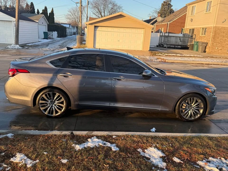2015 Hyundai Genesis - Image 6 of 12