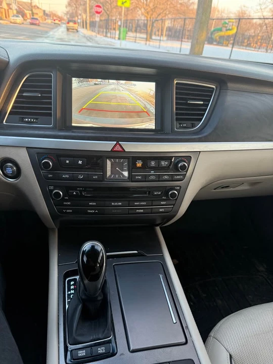 2015 Hyundai Genesis - Image 12 of 12
