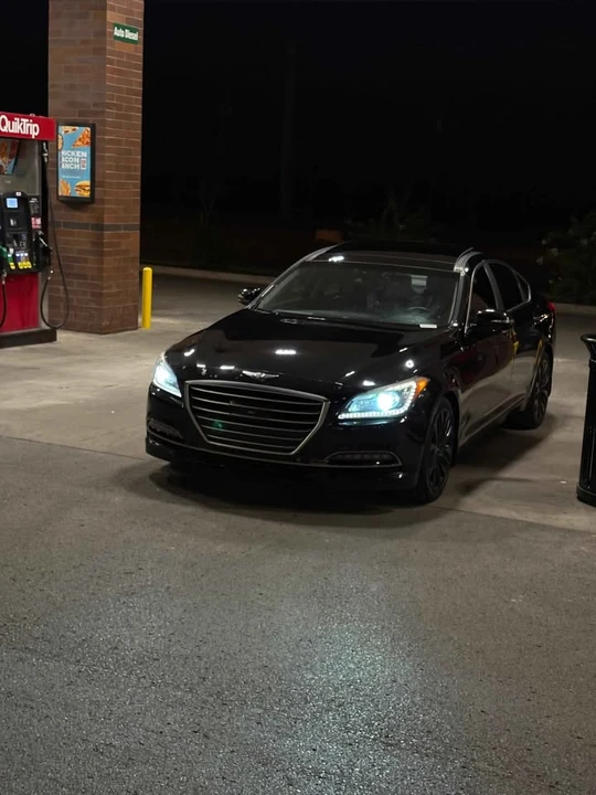 2015 Hyundai Genesis - Image 4 of 6