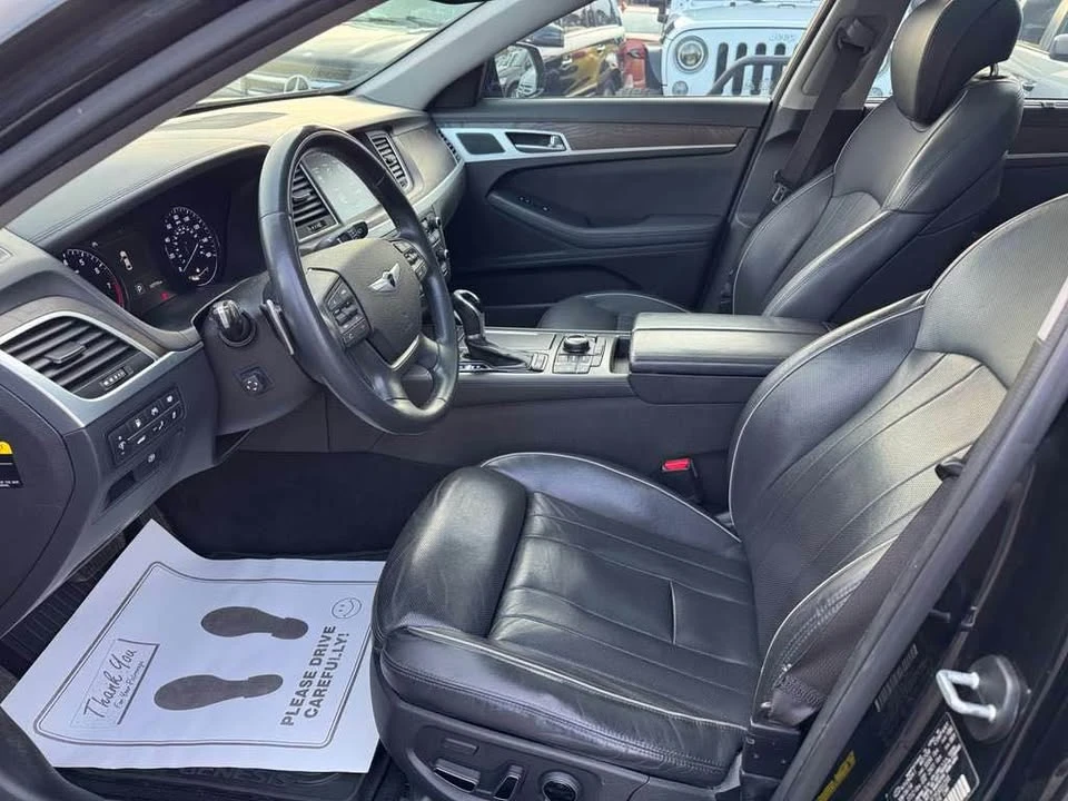 2015 Hyundai Genesis - Image 8 of 20