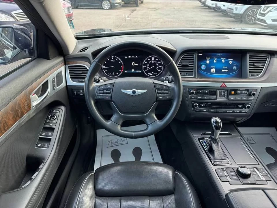 2015 Hyundai Genesis - Image 16 of 20