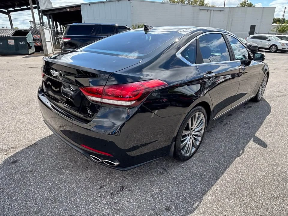 2015 Hyundai Genesis - Image 5 of 11