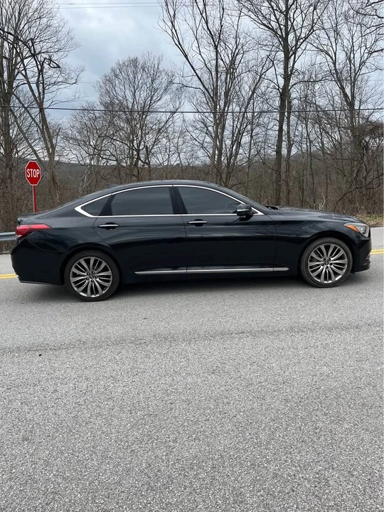 2015 Hyundai Genesis - Image 6 of 14