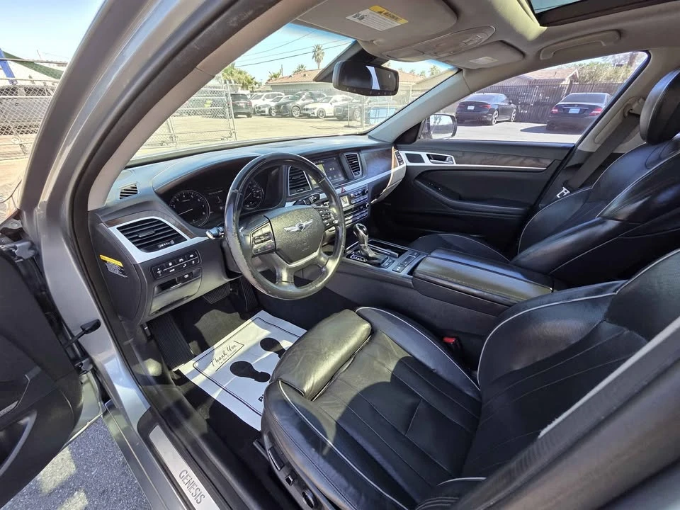 2015 Hyundai Genesis - Image 14 of 14