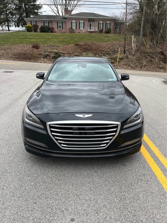 2015 Hyundai Genesis - Image 8 of 14