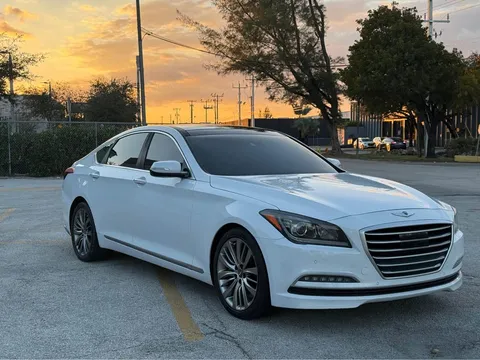 2015 Hyundai Genesis 5.0 Sedan