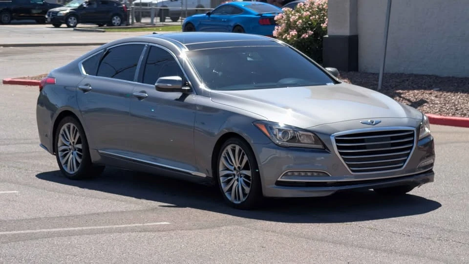 2015 Hyundai Genesis - Image 3 of 10