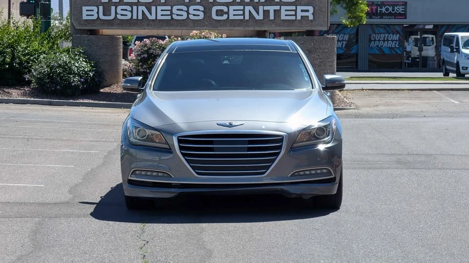 2015 Hyundai Genesis - Image 2 of 10