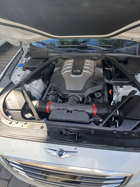 2015 Hyundai Genesis - Image 5 of 5