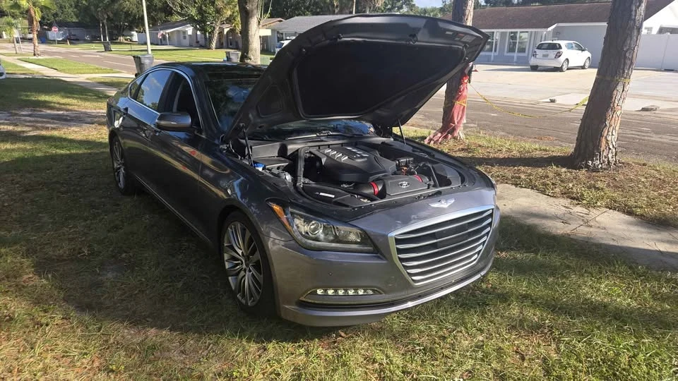 2015 Hyundai Genesis - Image 3 of 11