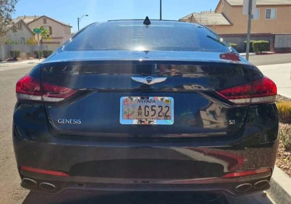 2015 Hyundai Genesis - Image 5 of 20