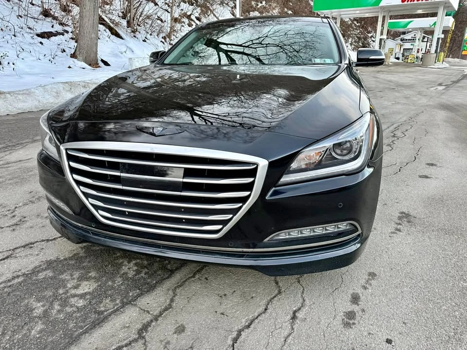 2015 Hyundai Genesis - Image 2 of 21