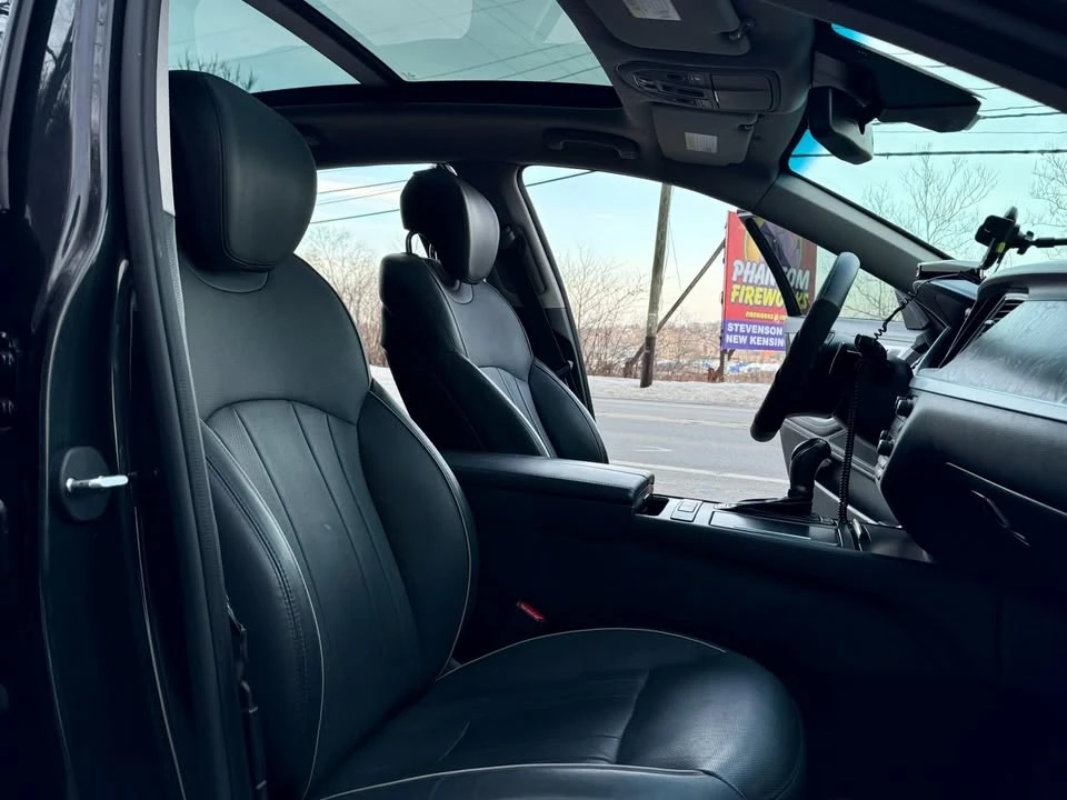 2015 Hyundai Genesis - Image 12 of 21