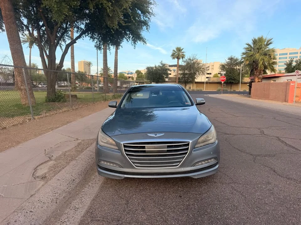 2015 Hyundai Genesis - Image 4 of 11