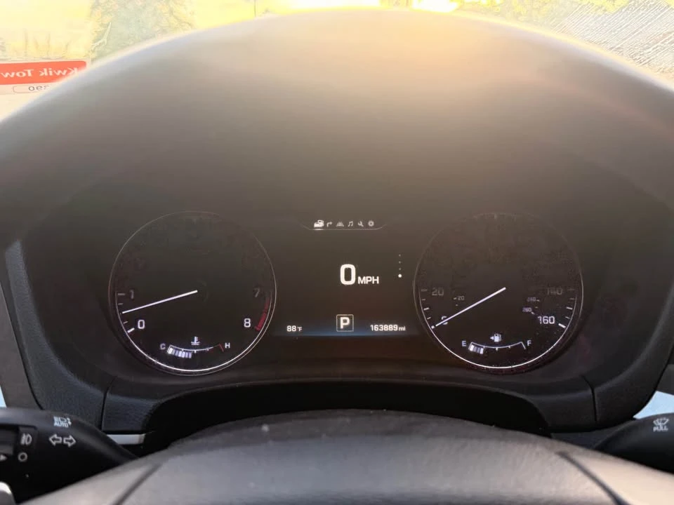 2015 Hyundai Genesis - Image 6 of 11