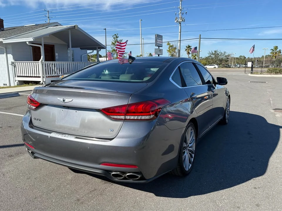 2015 Hyundai Genesis - Image 6 of 17
