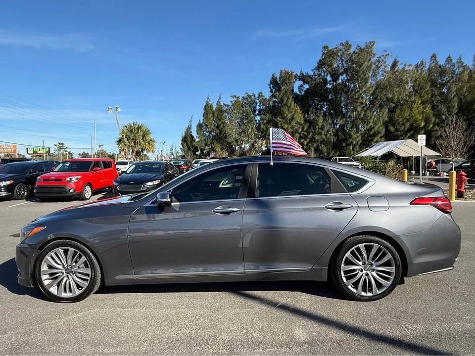 2015 Hyundai Genesis - Image 3 of 17