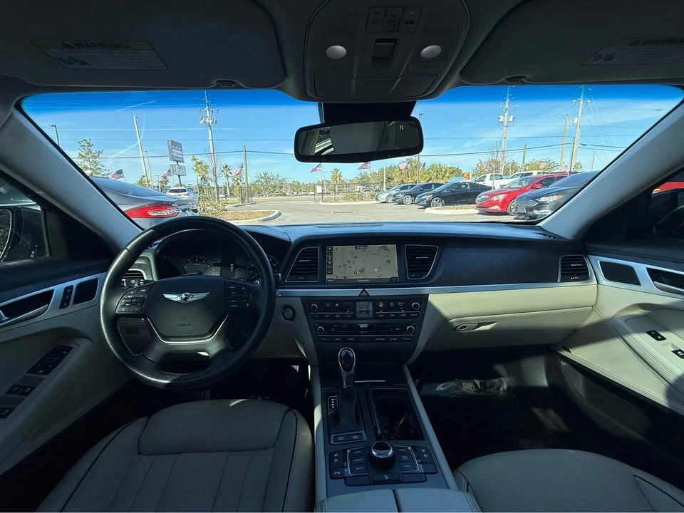 2015 Hyundai Genesis - Image 13 of 17