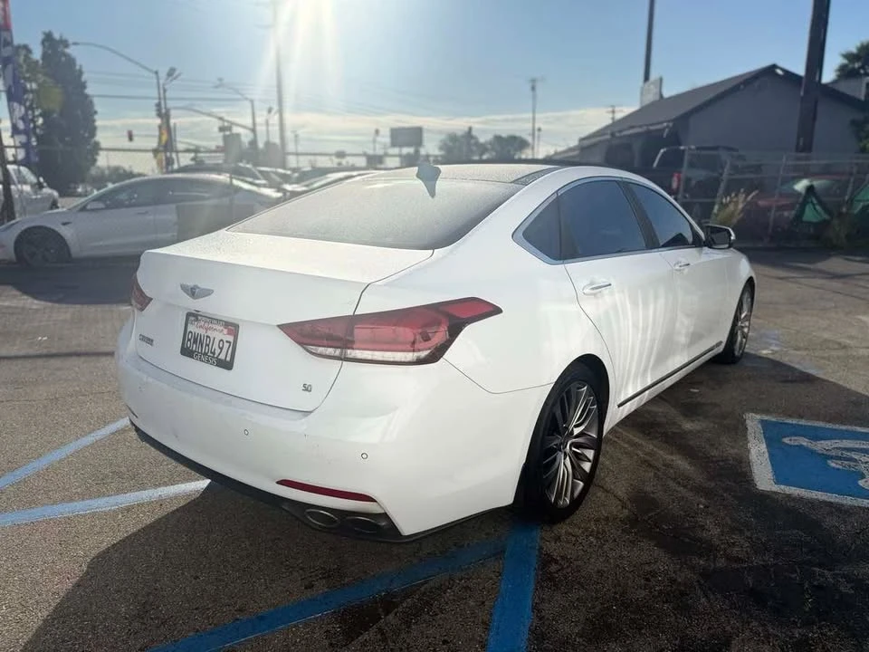 2015 Hyundai Genesis - Image 5 of 14