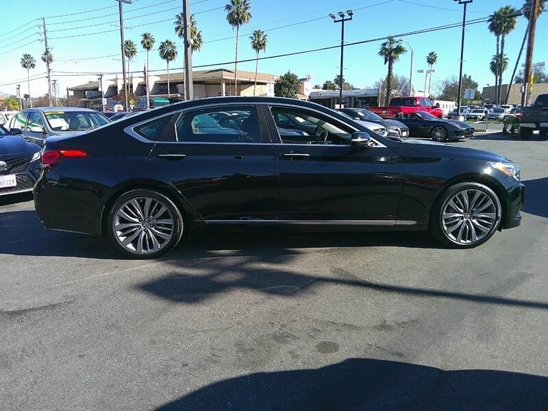 2015 Hyundai Genesis - Image 7 of 20
