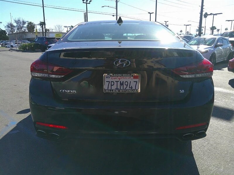 2015 Hyundai Genesis - Image 5 of 20