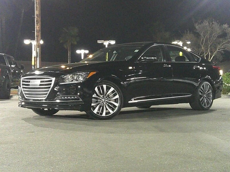 2015 Hyundai Genesis - Image 10 of 20