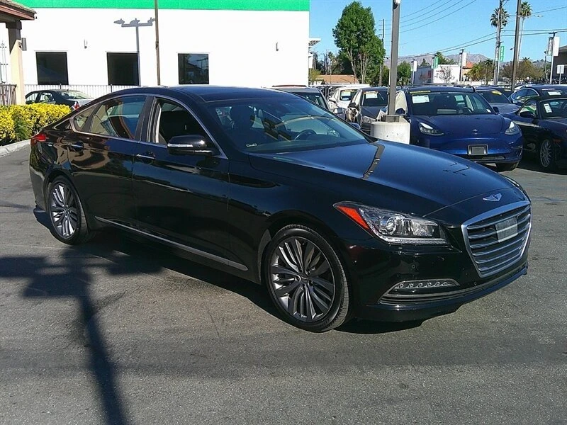 2015 Hyundai Genesis - Image 8 of 20