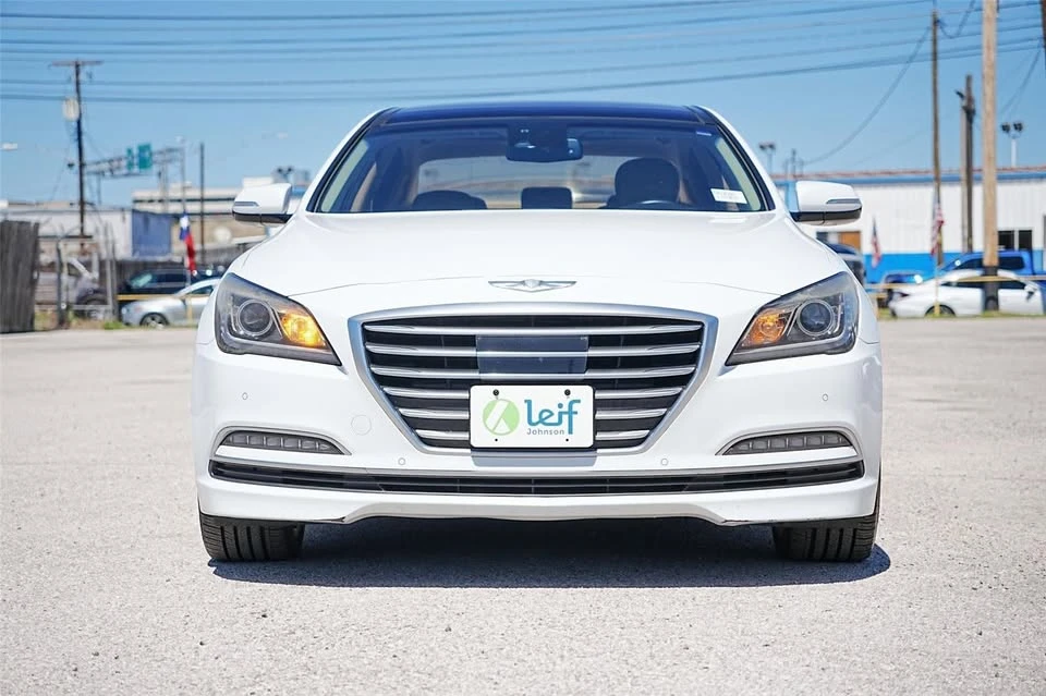 2015 Hyundai Genesis - Image 9 of 10