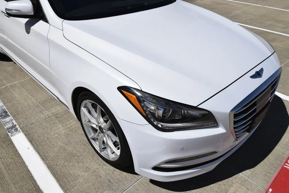2015 Hyundai Genesis - Image 11 of 20