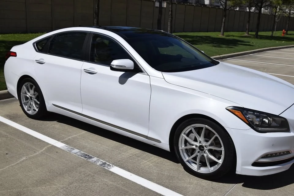 2015 Hyundai Genesis - Image 6 of 20