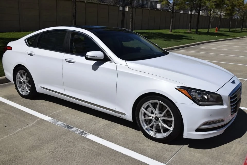 2015 Hyundai Genesis - Image 4 of 20