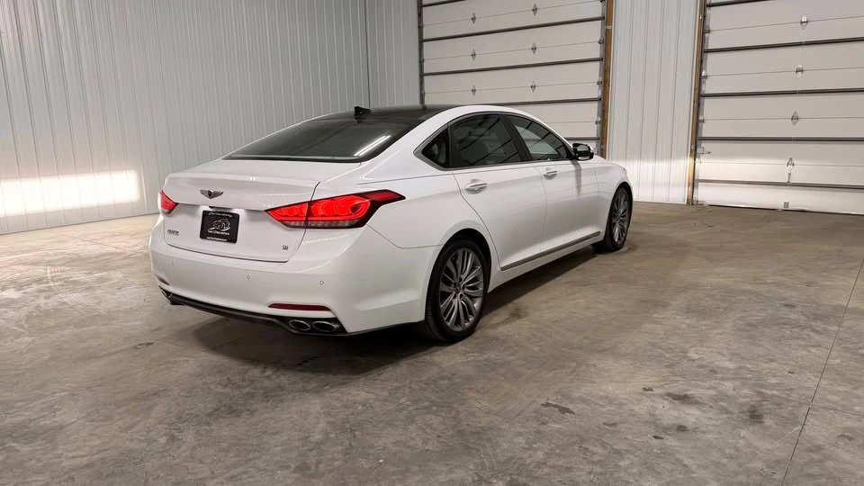 2015 Hyundai Genesis - Image 4 of 20