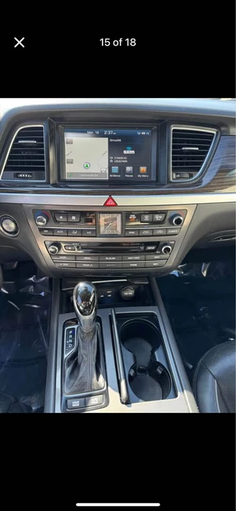 2015 Hyundai Genesis - Image 14 of 16