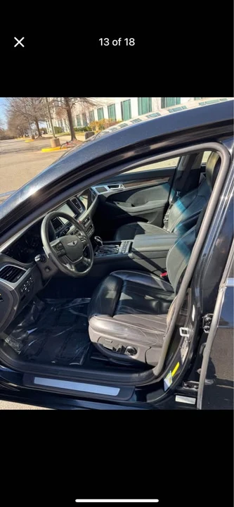 2015 Hyundai Genesis - Image 12 of 16