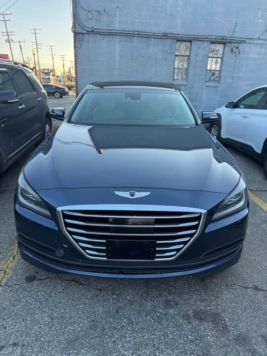 2015 Hyundai Genesis - Image 3 of 17