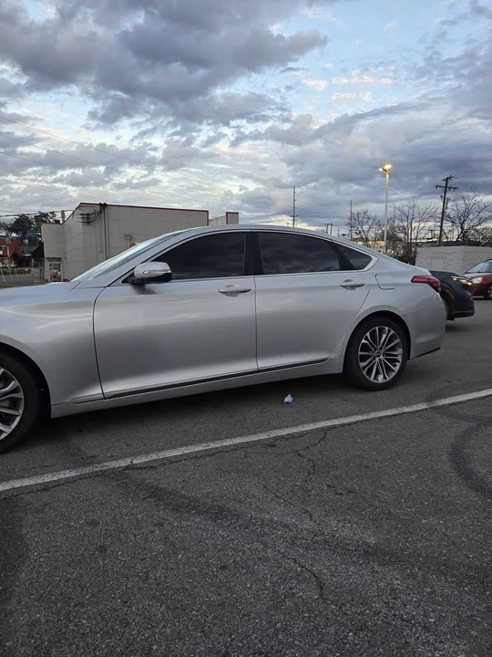 2015 Hyundai Genesis - Image 6 of 19