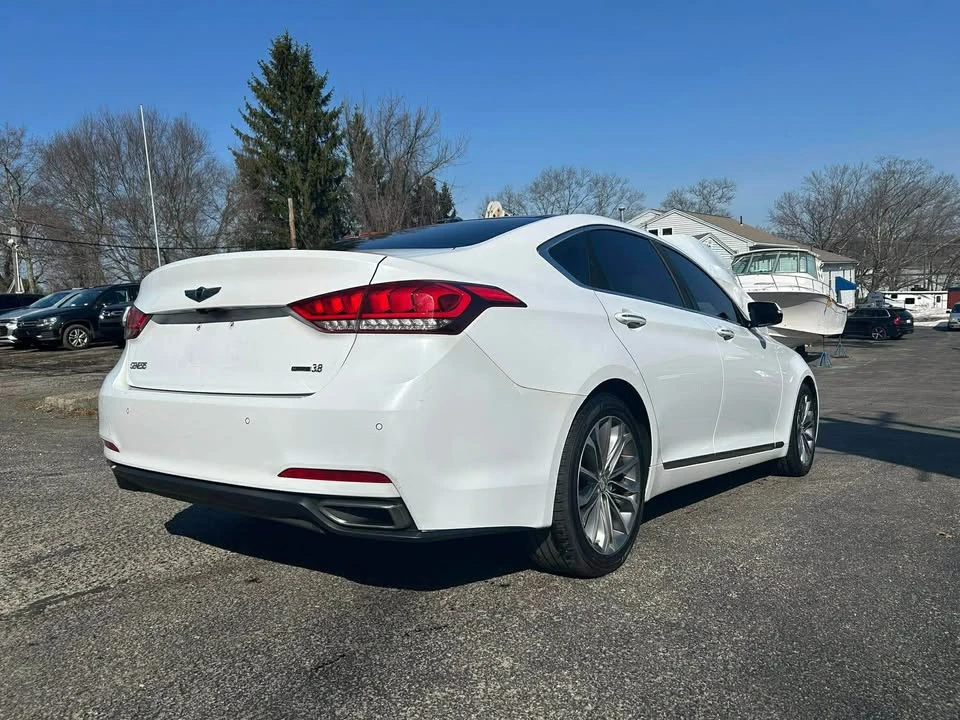 2015 Hyundai Genesis - Image 5 of 20