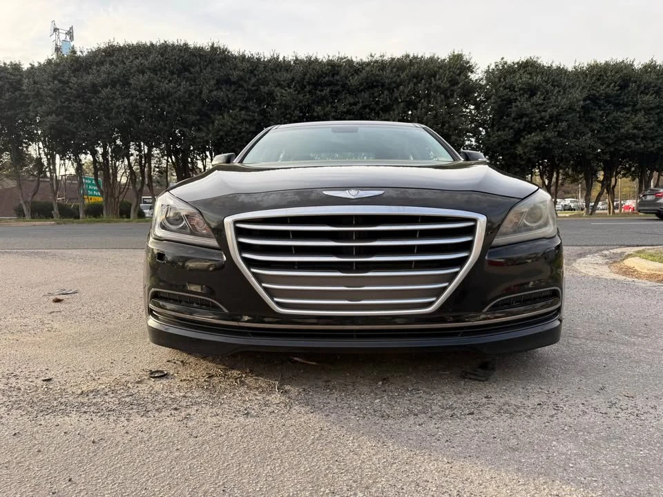 2015 Hyundai Genesis - Image 3 of 17