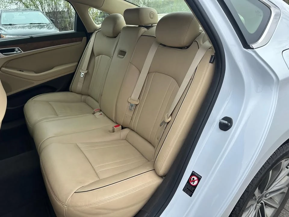 2015 Hyundai Genesis - Image 20 of 20