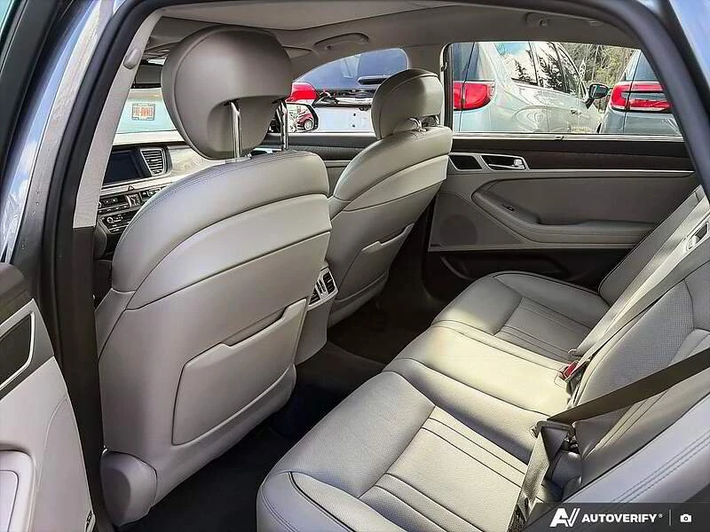 2015 Hyundai Genesis - Image 2 of 13