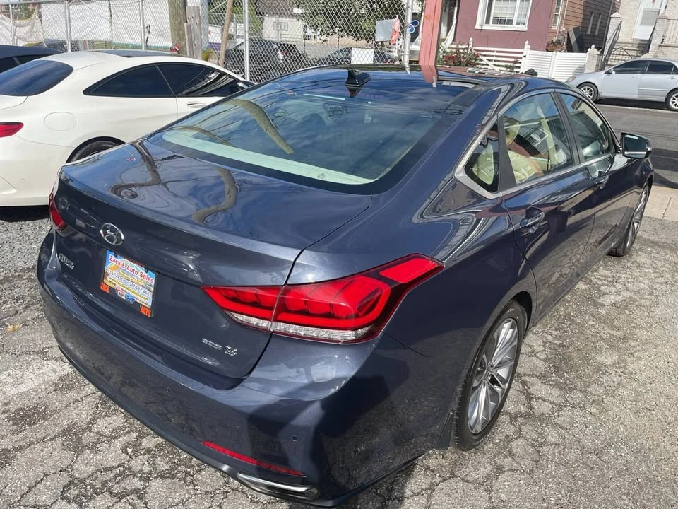 2015 Hyundai Genesis - Image 19 of 20