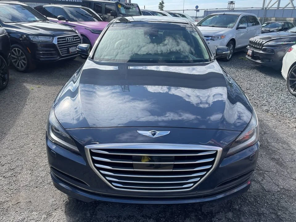 2015 Hyundai Genesis - Image 11 of 20