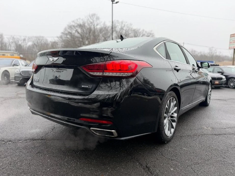 2015 Hyundai Genesis - Image 4 of 19