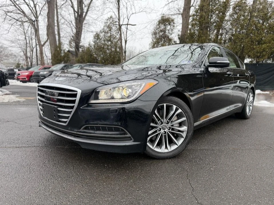 2015 Hyundai Genesis - Image 9 of 20