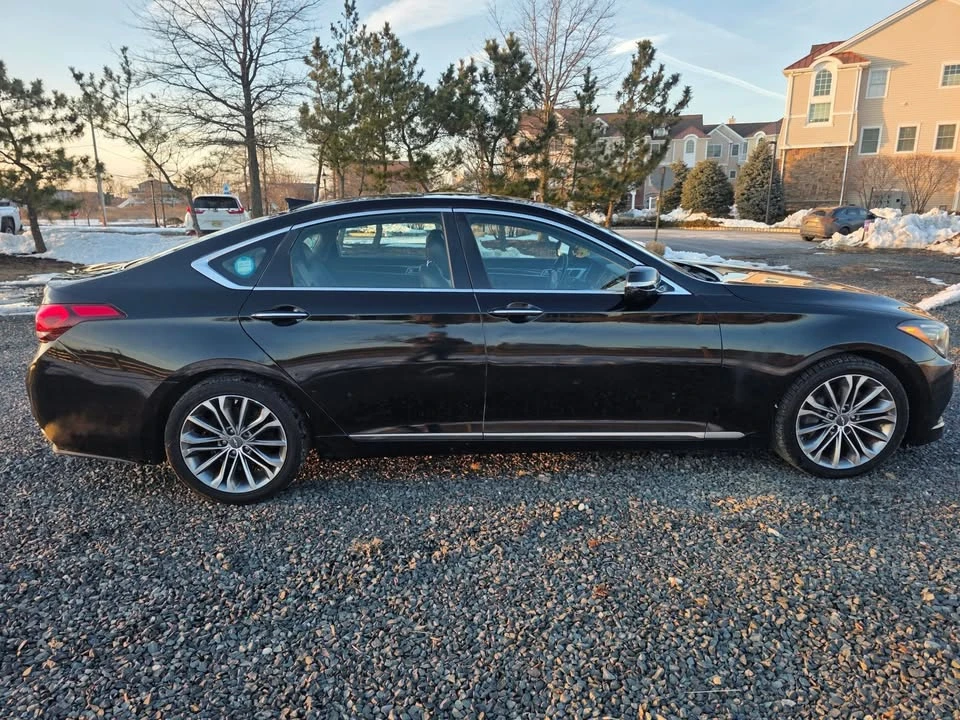 2015 Hyundai Genesis - Image 7 of 17